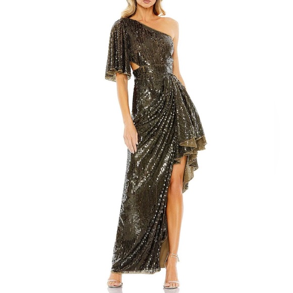 Size 6 color: olive green - Picture 1 of 2